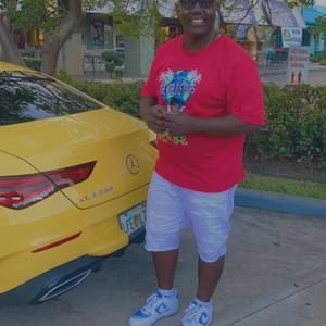 Meet your Posher, Stanley